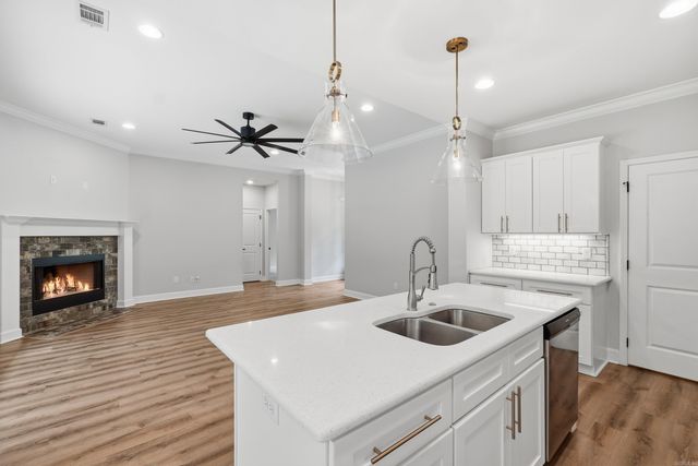 7216 Overspring Drive, Alexander, AR 72002