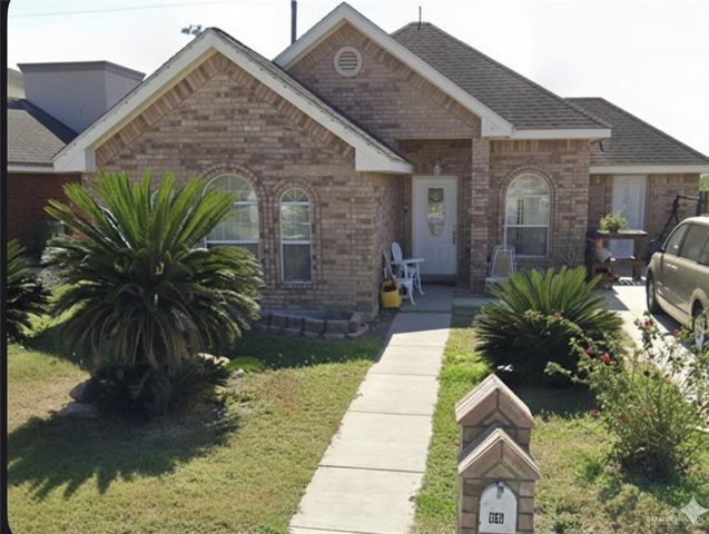 66 Santa Elena Lane, Rio Grande City, TX 78582