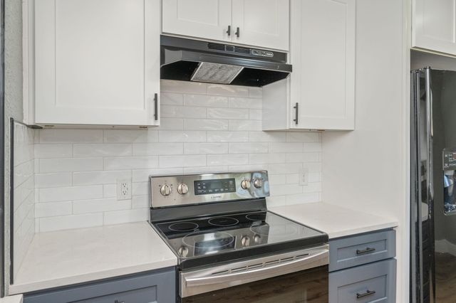 9 NW Highland Drive, Fort Walton Beach, FL 32548