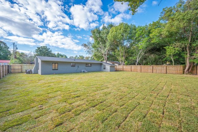 9 NW Highland Drive, Fort Walton Beach, FL 32548