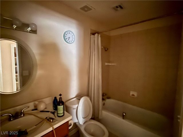 2090 Lucerne Street, Las Vegas, NV 89104