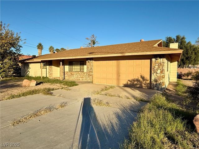 2090 Lucerne Street, Las Vegas, NV 89104