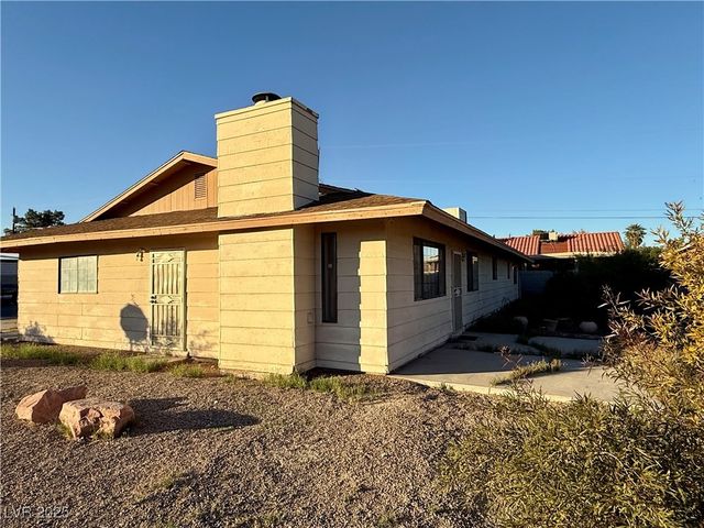 2090 Lucerne Street, Las Vegas, NV 89104