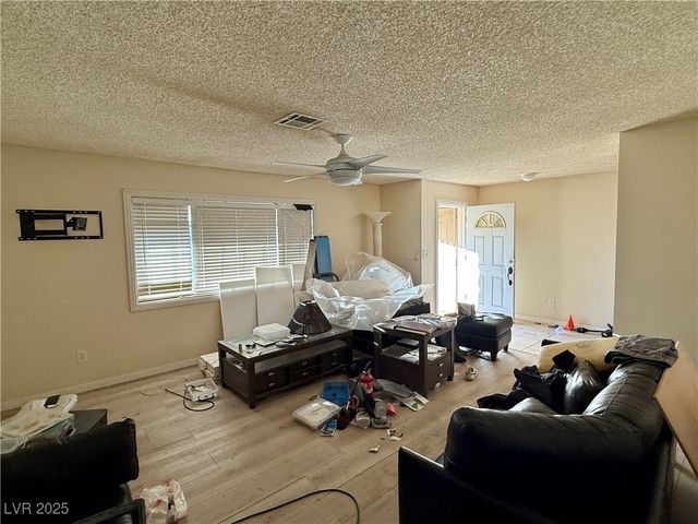 2090 Lucerne Street, Las Vegas, NV 89104