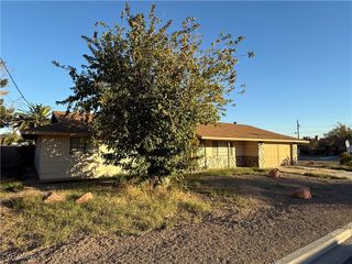 2090 Lucerne Street, Las Vegas, NV 89104