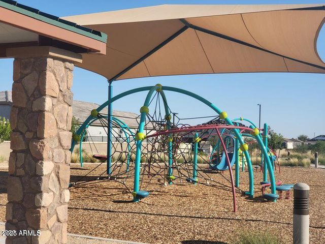 18399 W BUCKSKIN Trail, Wittmann, AZ 85361