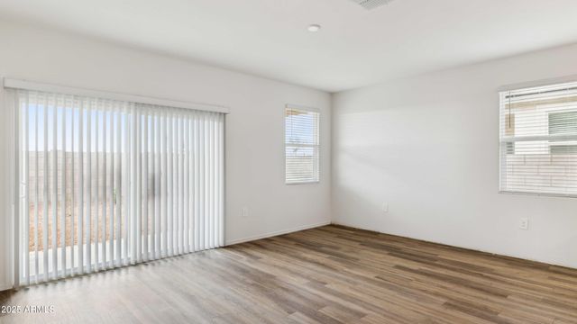 18399 W BUCKSKIN Trail, Wittmann, AZ 85361