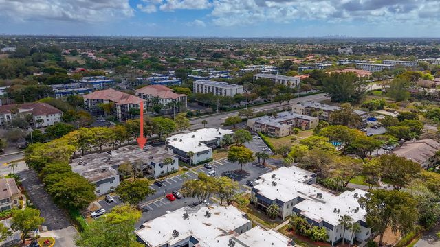 2820 Riverside Drive 203, Coral Springs, FL 33065