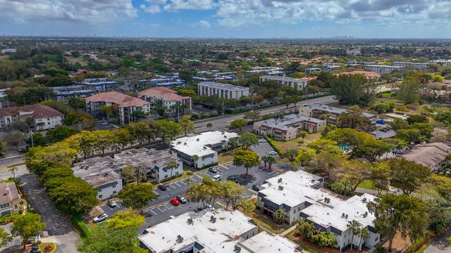 2820 Riverside Drive 203, Coral Springs, FL 33065