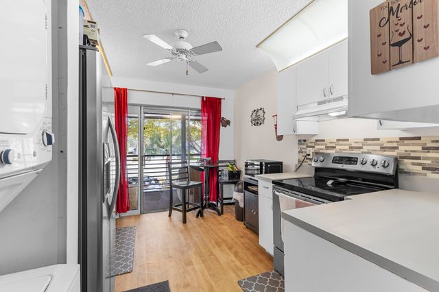 2820 Riverside Drive 203, Coral Springs, FL 33065