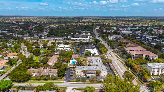 2820 Riverside Drive 203, Coral Springs, FL 33065
