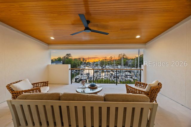 54 Sparwheel Ln, Hilton Head Island, SC 29926