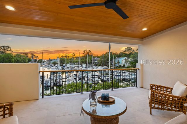 54 Sparwheel Ln, Hilton Head Island, SC 29926
