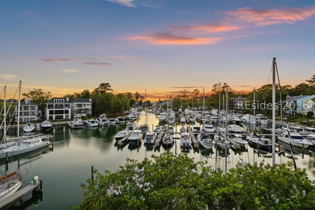 54 Sparwheel Ln, Hilton Head Island, SC 29926
