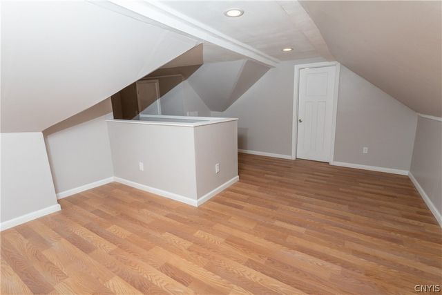 1925 Valley Drive, Syracuse, NY 13207
