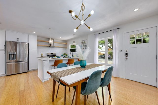 403 Krebs LN, Austin, TX 78704