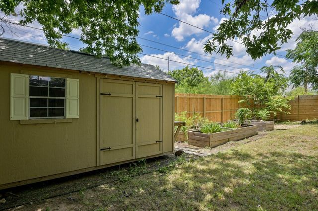 403 Krebs LN, Austin, TX 78704
