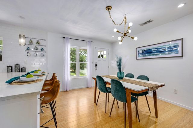 403 Krebs LN, Austin, TX 78704