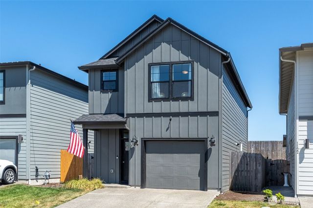 1128 N Auburn Place, Ridgefield, WA 98642