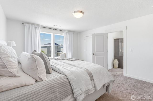 1128 N Auburn Place, Ridgefield, WA 98642