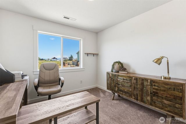 1128 N Auburn Place, Ridgefield, WA 98642