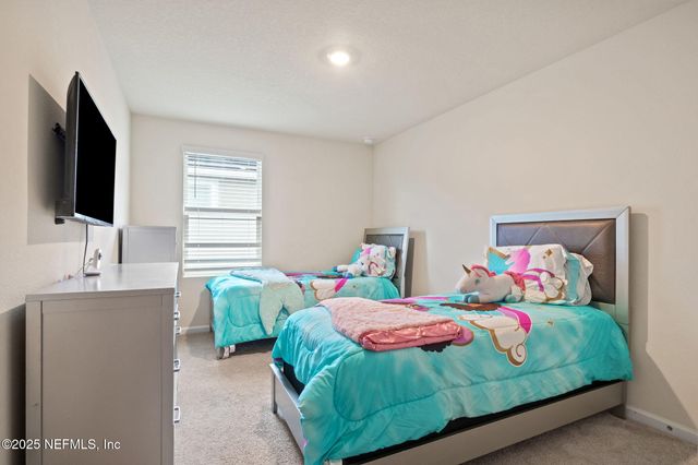 86625 NASSAU CROSSING Way, Yulee, FL 32097