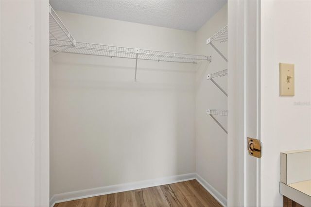 11201 122ND AVENUE 207, Largo, FL 33778