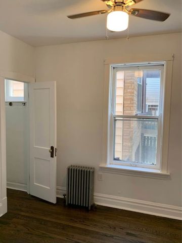 4554 S WASHTENAW Avenue, Chicago, IL 60632