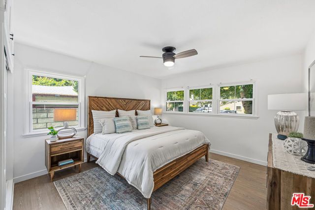 6648 Newcastle Avenue, Reseda (los Angeles), CA 91335
