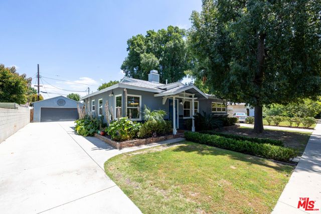 6648 Newcastle Avenue, Reseda (los Angeles), CA 91335