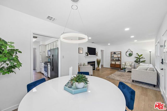 6648 Newcastle Avenue, Reseda (los Angeles), CA 91335