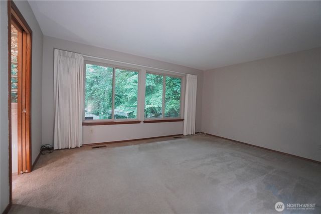 28316 190th Avenue SE, Kent, WA 98042