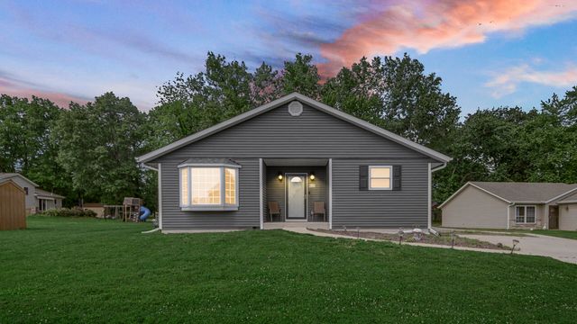 2908 Watertown Avenue, Lake Station, IN 46405