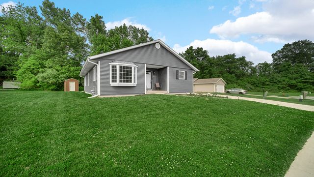 2908 Watertown Avenue, Lake Station, IN 46405