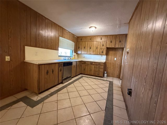 45 15th NW, Ardmore, OK 73401