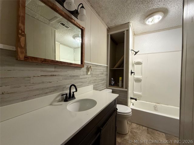 45 15th NW, Ardmore, OK 73401