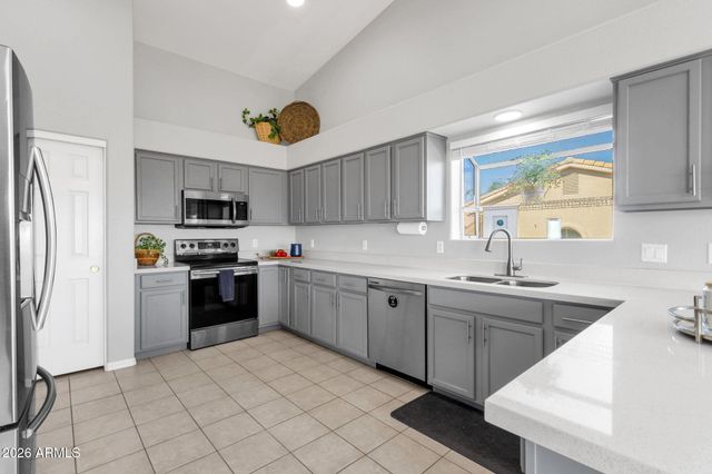 15505 E PALISADES Boulevard, Fountain Hills, AZ 85268