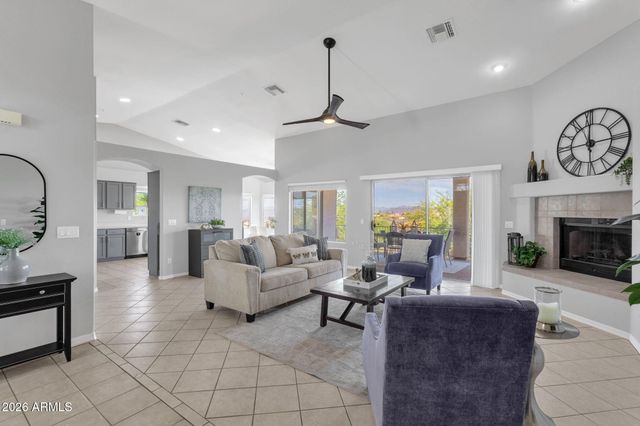 15505 E PALISADES Boulevard, Fountain Hills, AZ 85268