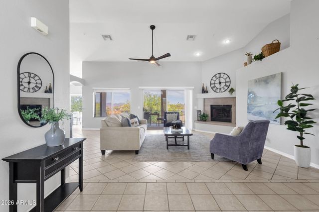 15505 E PALISADES Boulevard, Fountain Hills, AZ 85268