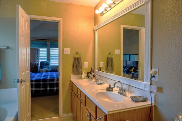 12509 Summerwood Drive, Fort Worth, TX 76028