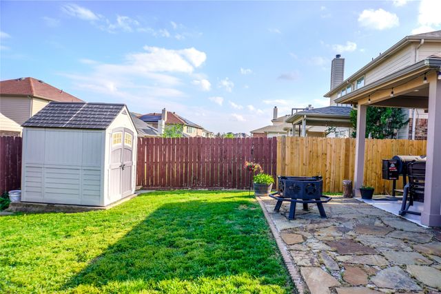 12509 Summerwood Drive, Fort Worth, TX 76028