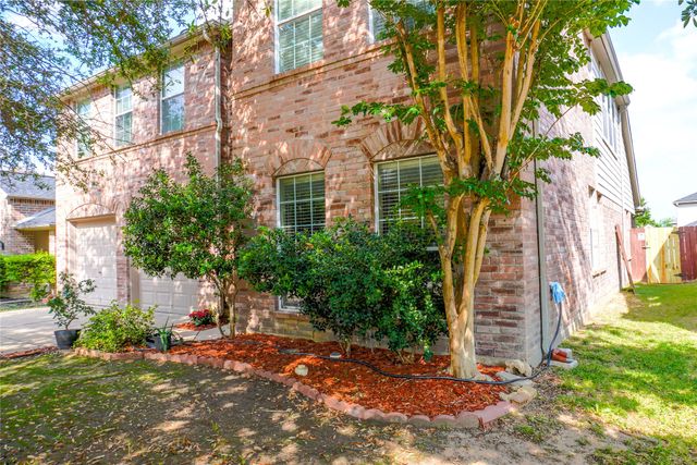 12509 Summerwood Drive, Fort Worth, TX 76028