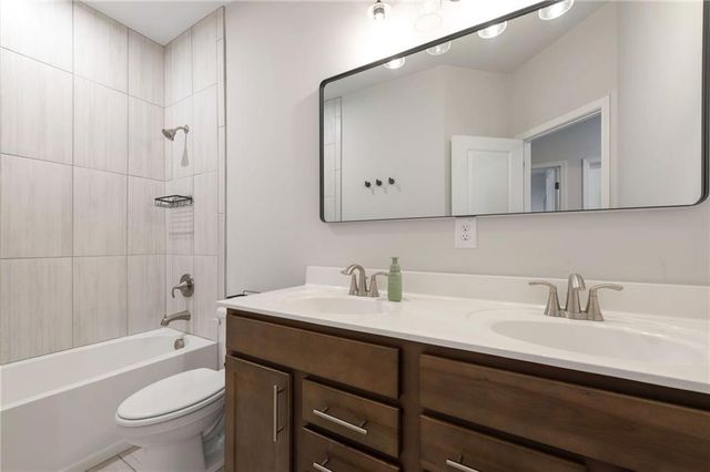 517 Garvin Drive, Woodstock, GA 30189