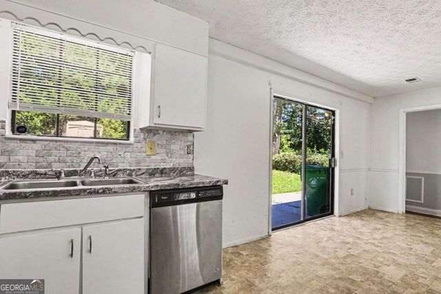 1870 Taffeta Cove, Lithonia, GA 30058