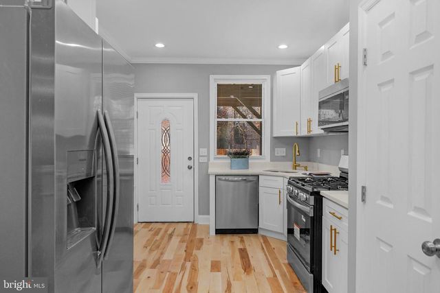 1518 N WOLFE ST, Baltimore, MD 21213