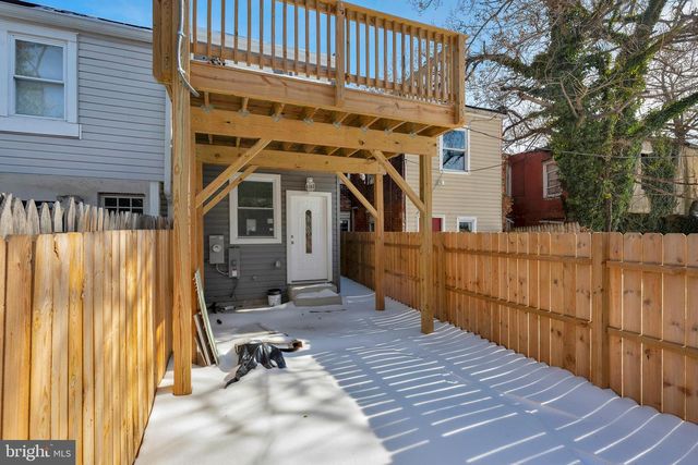 1518 N WOLFE ST, Baltimore, MD 21213