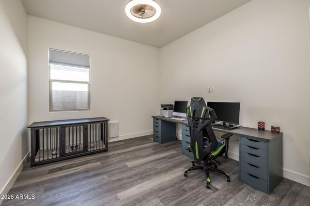 10709 E THORNTON Avenue, Mesa, AZ 85212