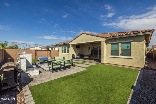 10709 E THORNTON Avenue, Mesa, AZ 85212