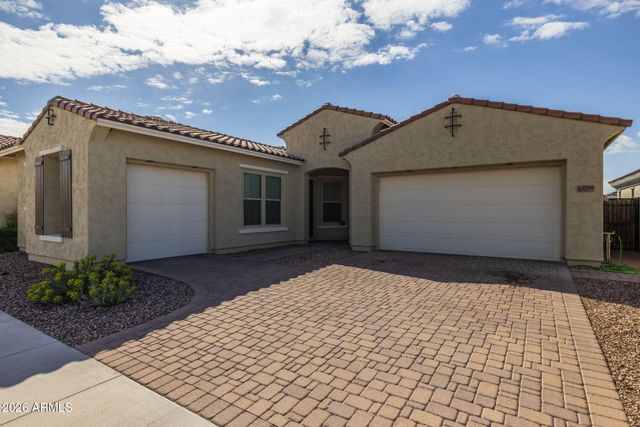 10709 E THORNTON Avenue, Mesa, AZ 85212