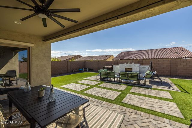 10709 E THORNTON Avenue, Mesa, AZ 85212